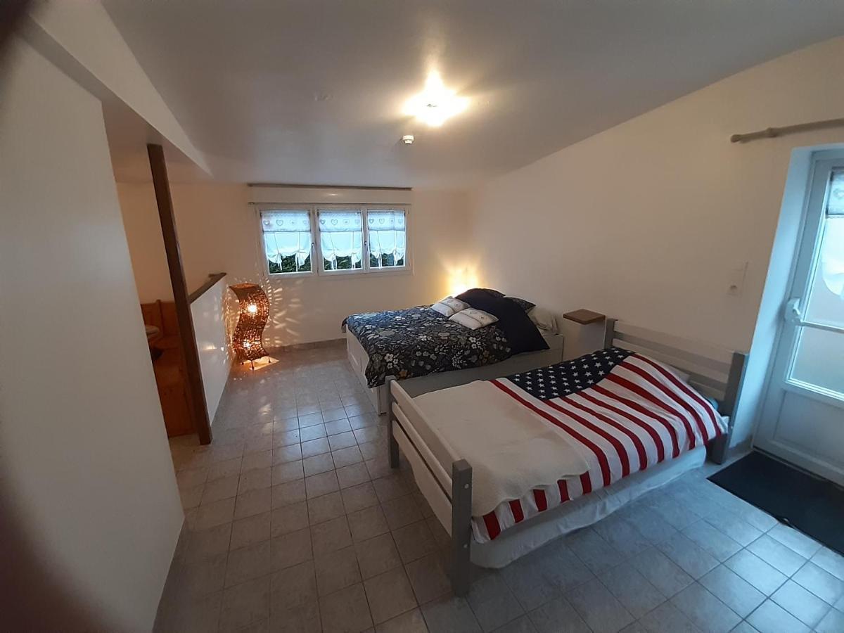 Le Cezembre La Taniere Moidrey